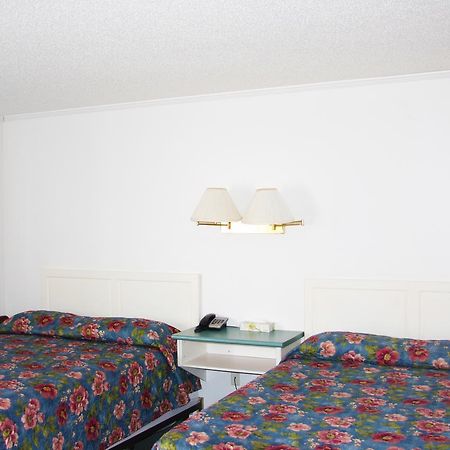 Wainwright Springs Motor Inn מראה חיצוני תמונה