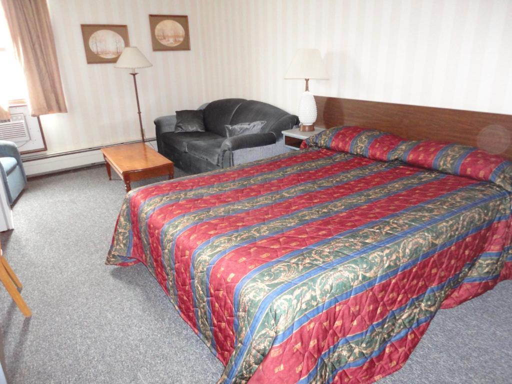 Wainwright Springs Motor Inn חדר תמונה
