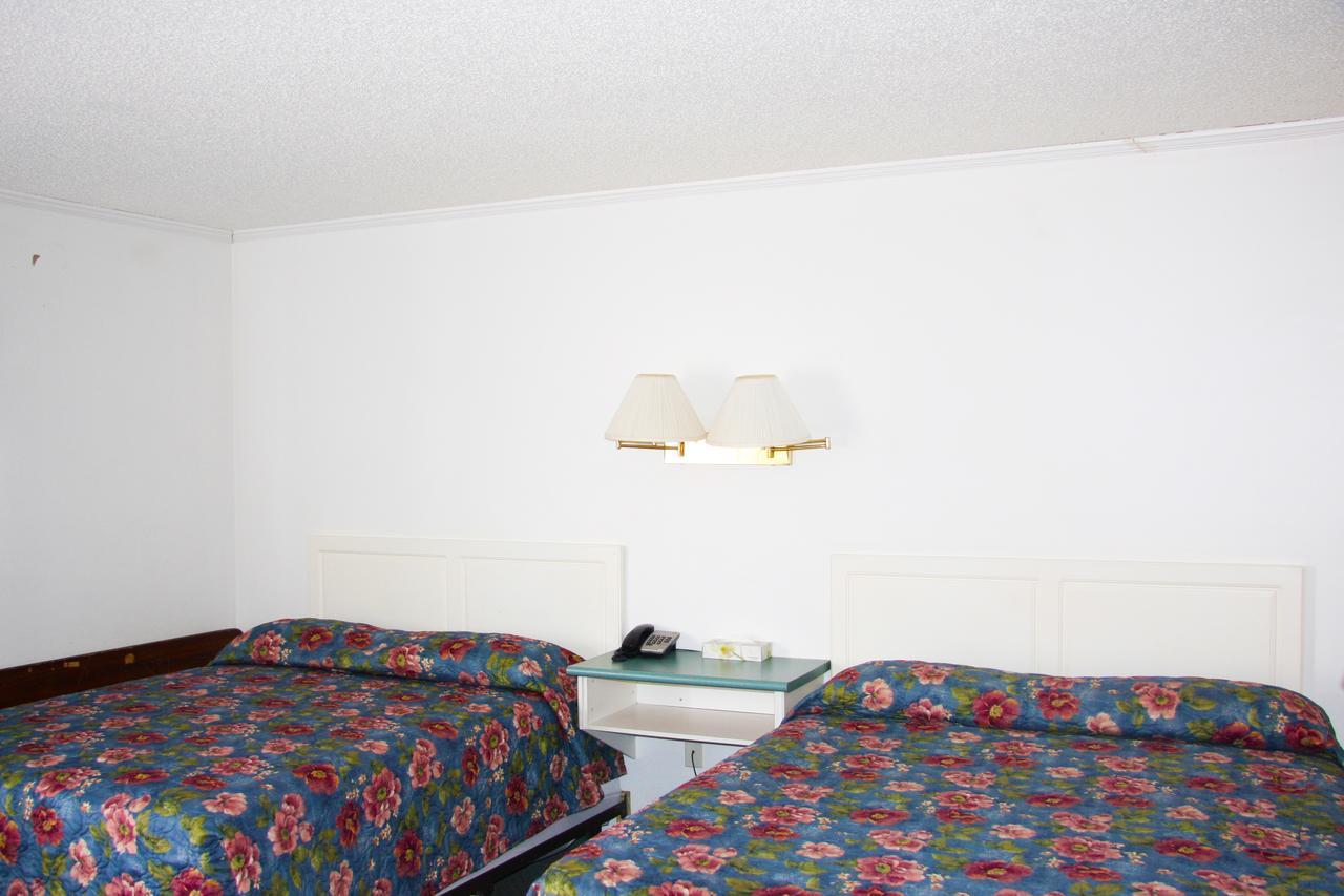 Wainwright Springs Motor Inn מראה חיצוני תמונה