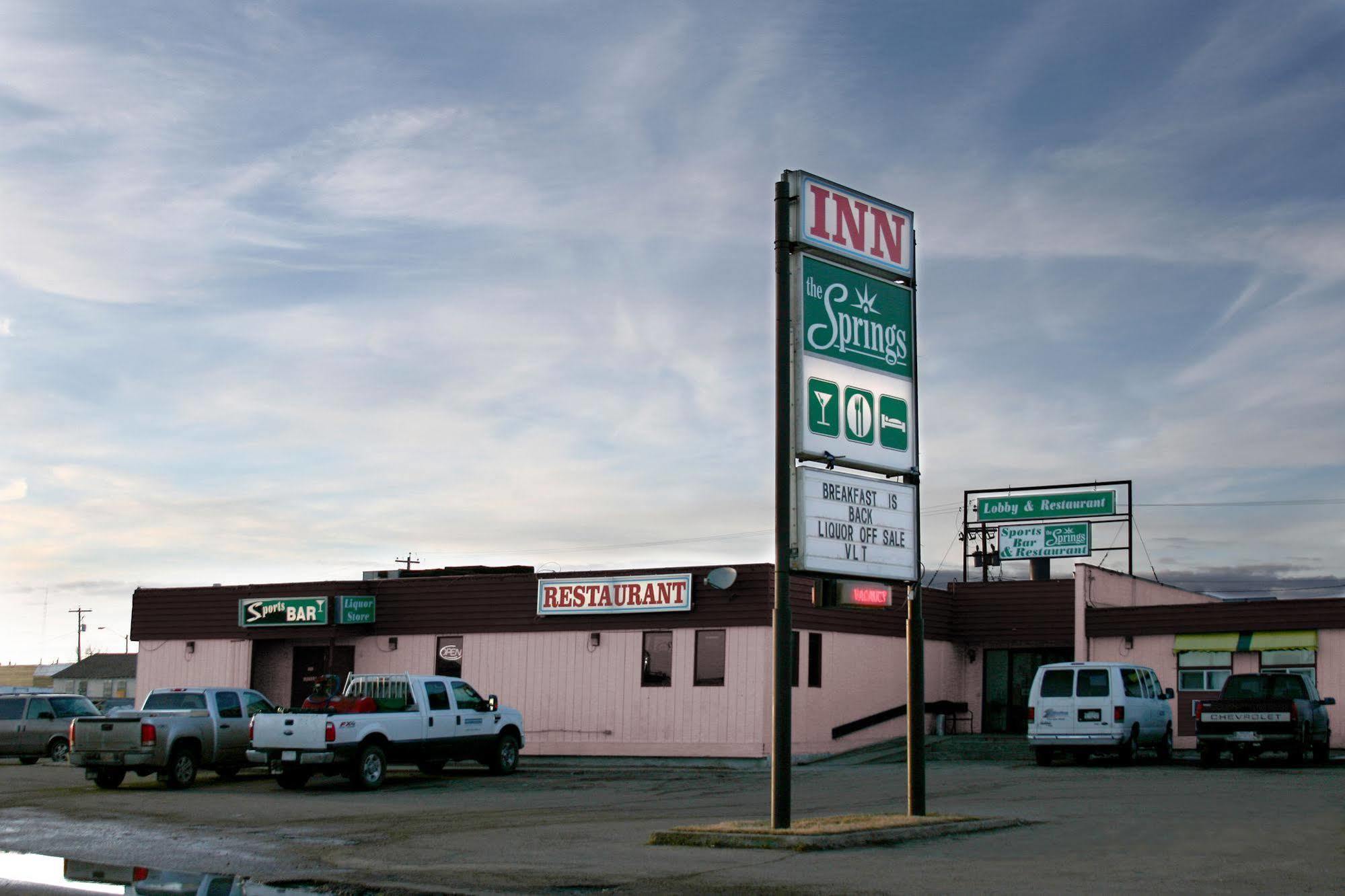 Wainwright Springs Motor Inn מראה חיצוני תמונה